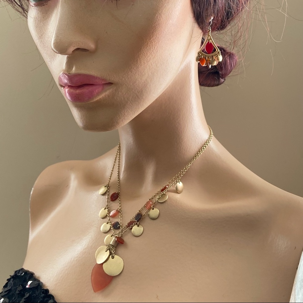 JO stamped women gold tone & amber colour vintage necklace & earrings set. Used.